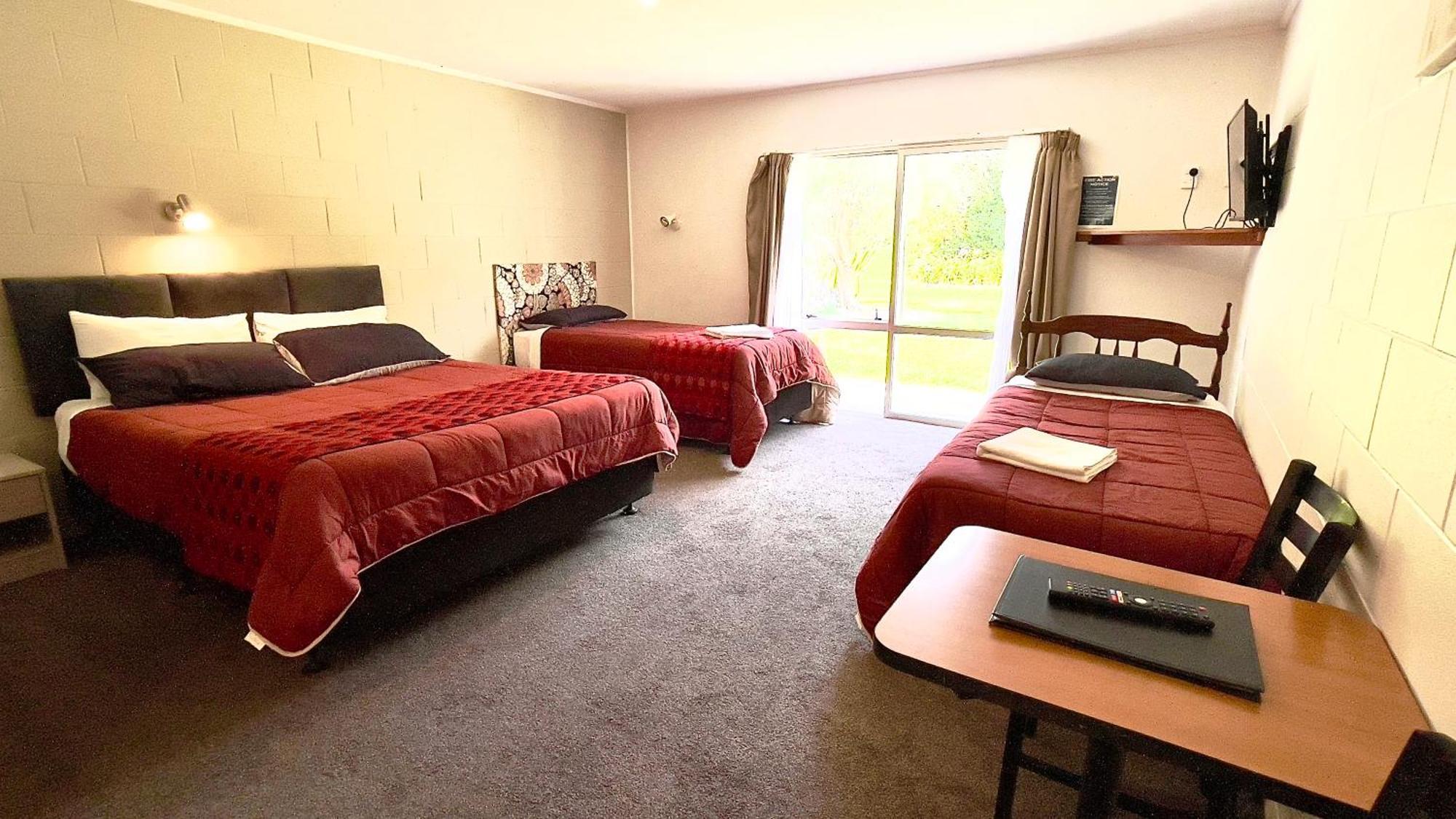 Waiuku Motel Kültér fotó