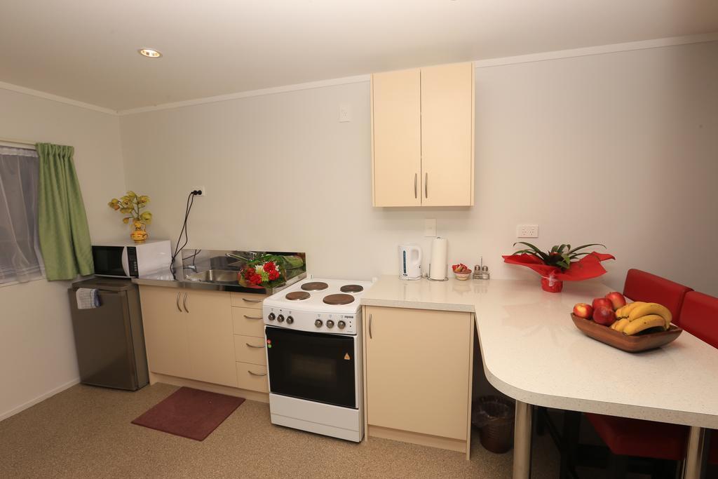 Waiuku Motel Kültér fotó