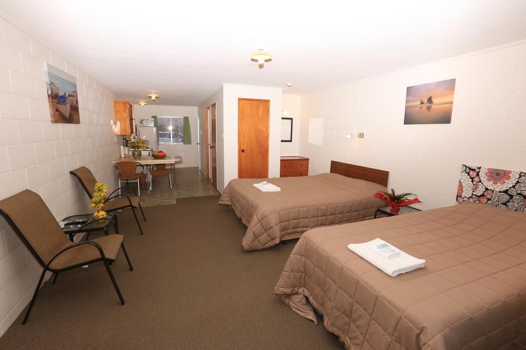 Waiuku Motel Kültér fotó