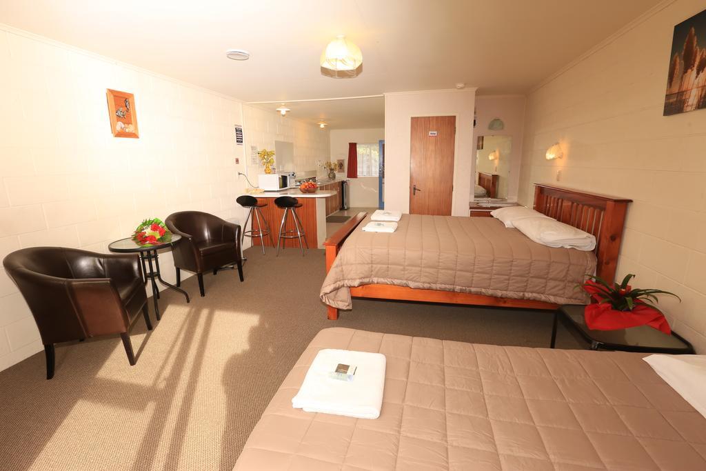 Waiuku Motel Kültér fotó