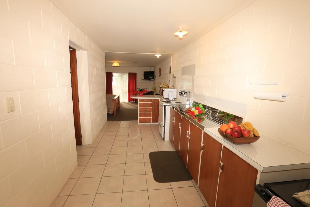 Waiuku Motel Kültér fotó