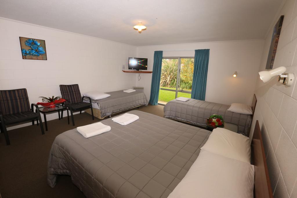Waiuku Motel Kültér fotó