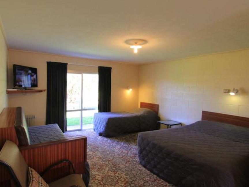 Waiuku Motel Kültér fotó